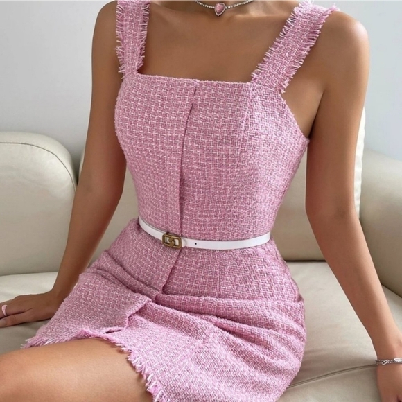 CHIC DOLLS PINK TWEED DRESS CHIC CLASSY - Picture 2 of 6